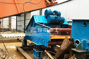 河南信陽(yáng)TS1845振動(dòng)脫水篩